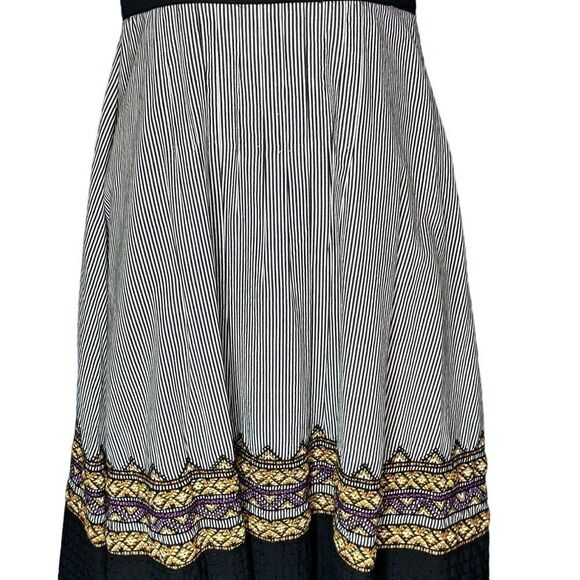 Lithe Fiddlers Song Smocked Embroidered Dress| Size 4 - Picture 5 of 8